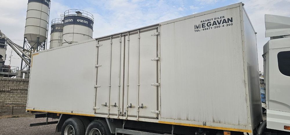 Юк фургон сотилади холати янги ишлатилмаган 54 куб 9 метр