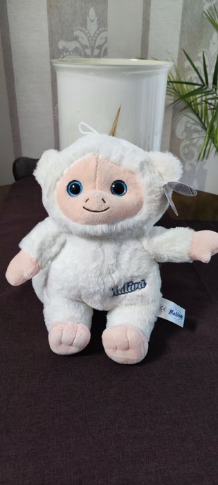 Нова плюшена играчка, с етикет