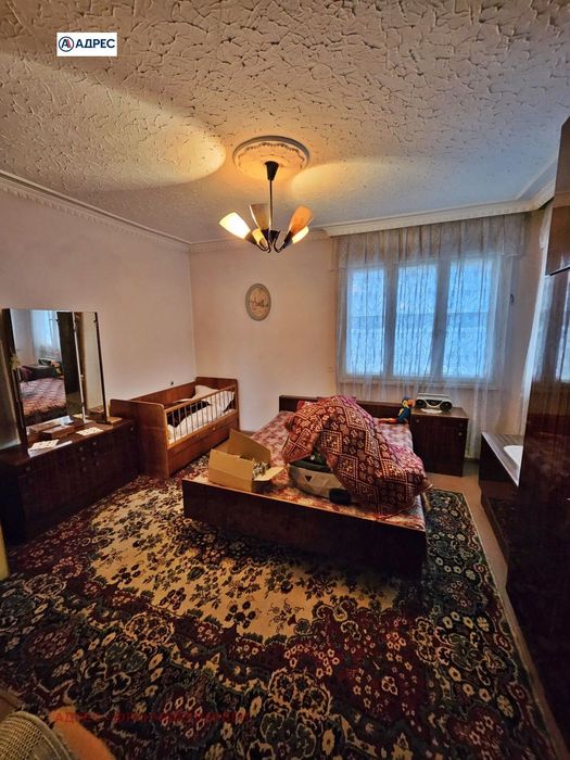 Продава се Етаж от къща в Плевен, Сторгозия - 83 кв.м за 891 €/кв.м - Снимка #7