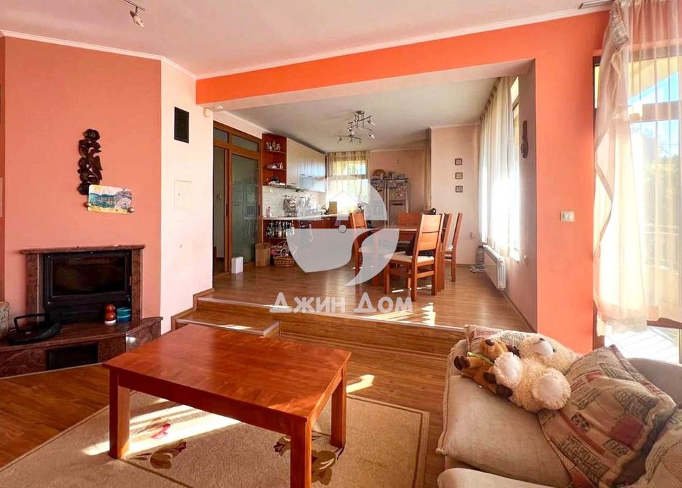 Продава се Къща в Бургас, Банево - 318 кв.м за 1541 €/кв.м - Снимка #3