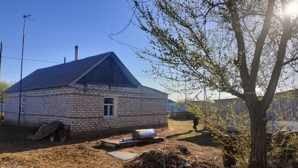 Үй сатылады.Мал ұстауға ыңғайлы