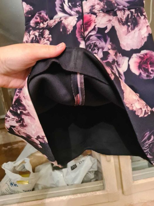 Платье с цветочным принтом