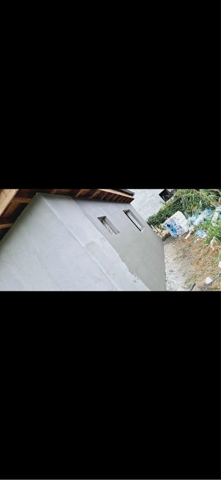 Casa de vanzare cazasu