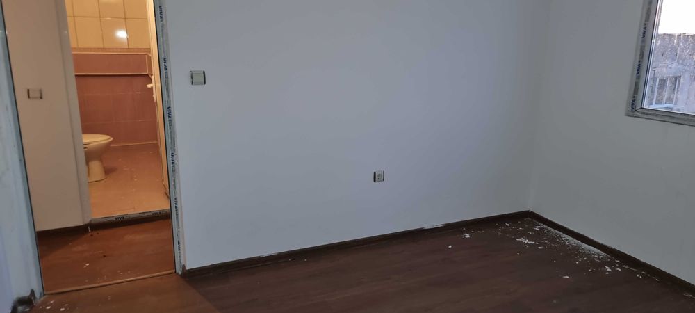 Продава се Двустаен апартамент в Разград, Орел - 64 кв.м за 718 €/кв.м - Снимка #5