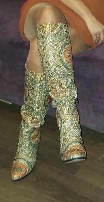 Продам сапоги, туфли, ботфорты