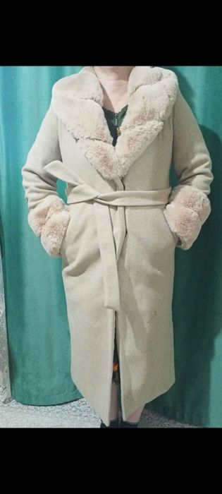 Женское пальто хорошее