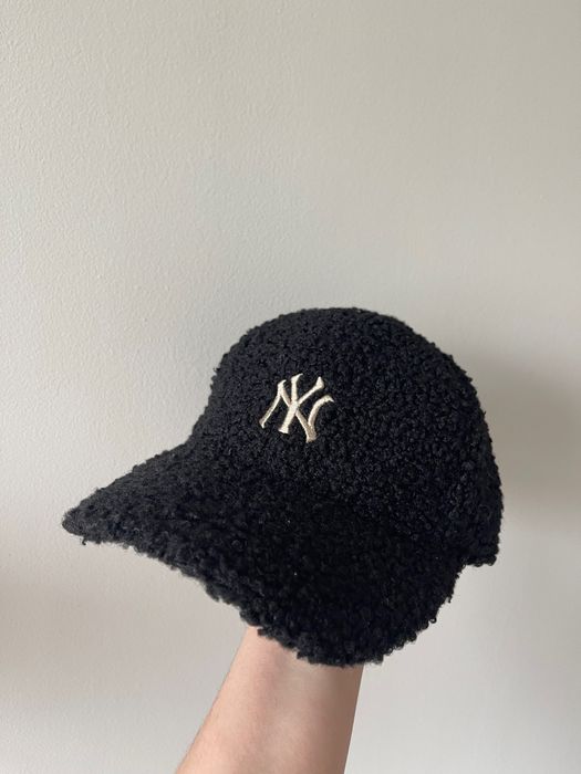 Бейсболка кепка тёплая Yankee