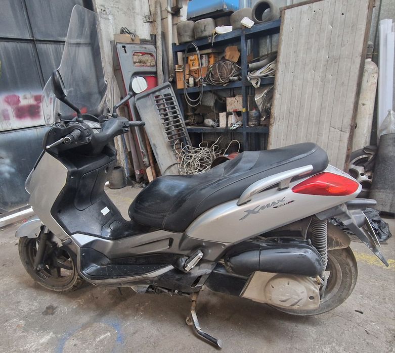 Скутер Honda Yamaha YP