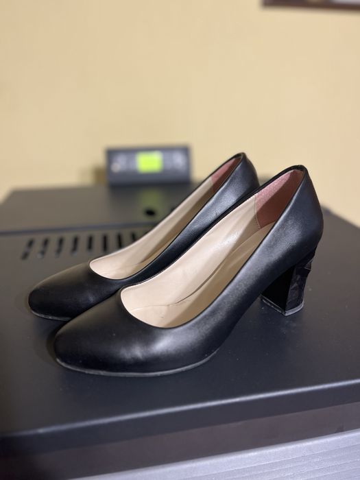 Черни токчета - 39 номер