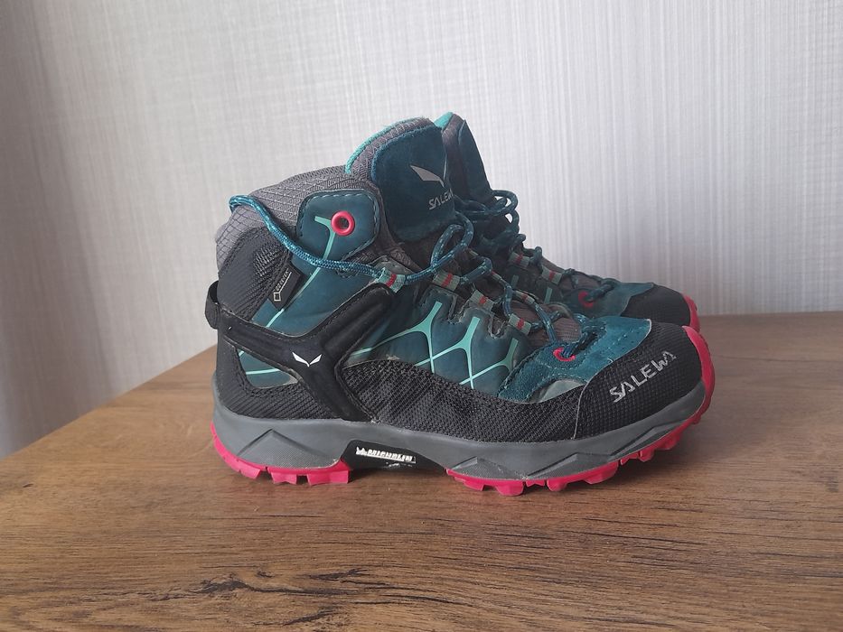 Salewa gore tex детски зимни обувки 31 номер.