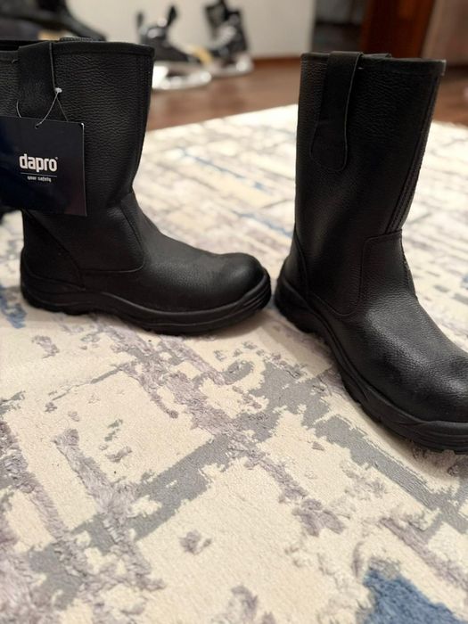 Спецботинка новый