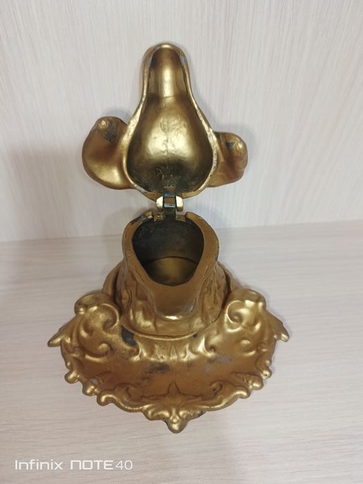 Продам пепельницу СССР