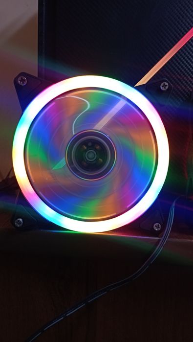 Кулер для башню или на кейс разные