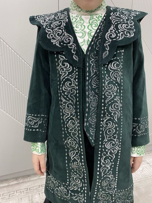 Ұлттық костюм сатылады (6–8 жас)