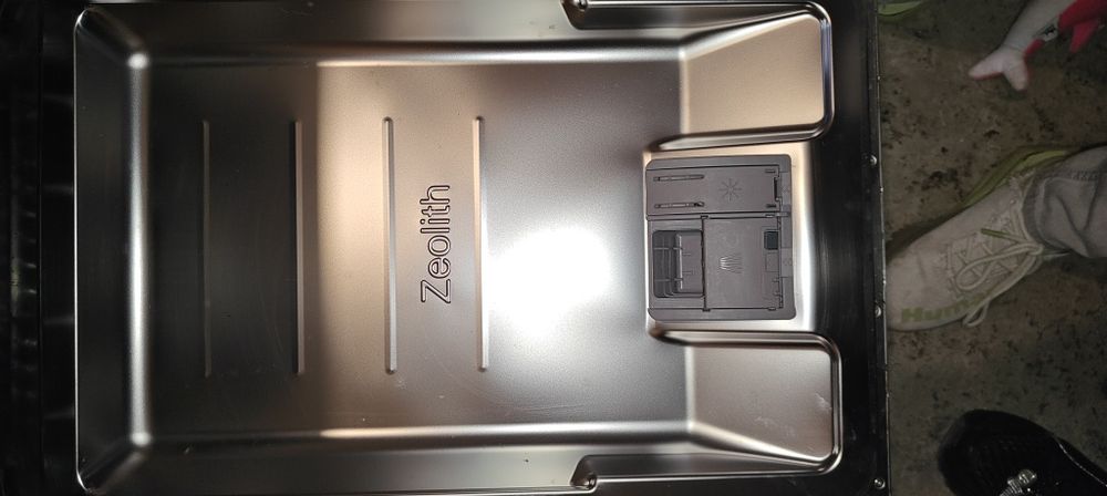 Вградена съдомиялна Neff Zeolith 60см – модел S857ZMX09E