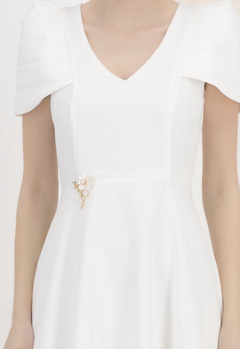 Vand rochie alba potrivita si pentru cununia civila