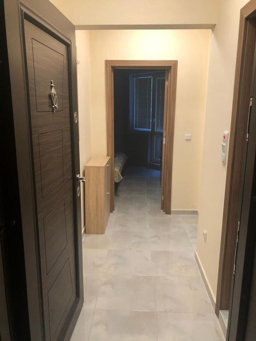 Дава се под наем Двустаен апартамент в Варна, Център - 50 кв.м за 357 € - Снимка #4