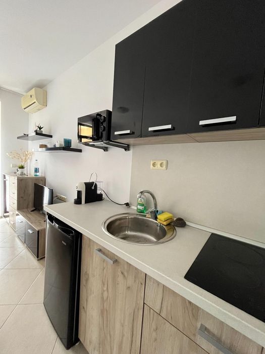 Продава се Едностаен апартамент в Бургас, Център - 37 кв.м за 1406 €/кв.м - Снимка #3