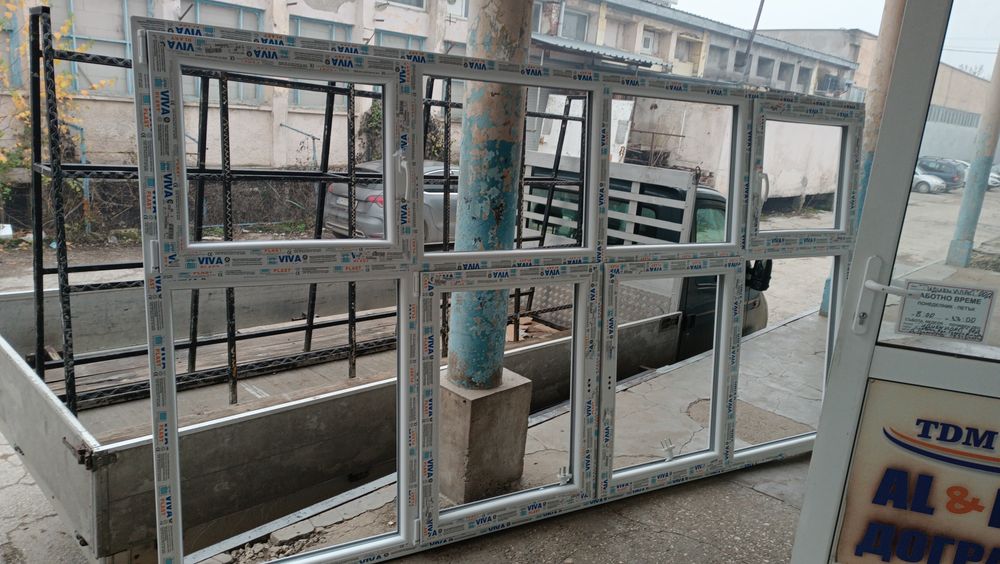 PVC дограма .Тераса и прозорец