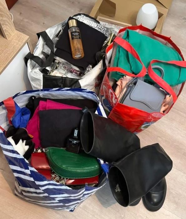 Donez articole dama ,copii ,bebe fetita