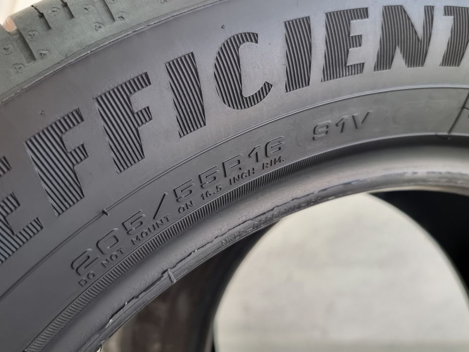 "Dot 23" 205/55/16 Goodyear 2Броя: 90€ 6.8мм