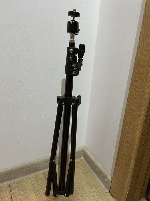 Трибод статив