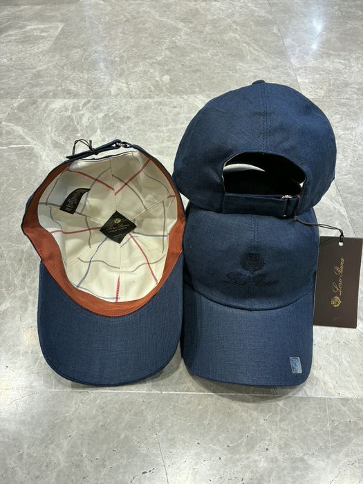 Sapca Loro Piana  material raiat sau  in  sau poliester sau blugi