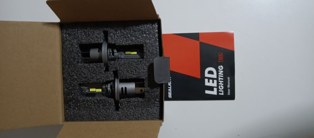 Vand becuri led sealight H4