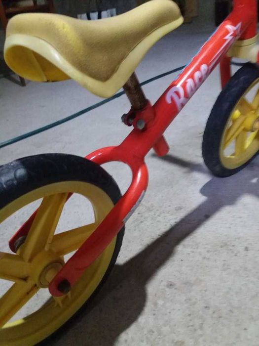 Vand bicicleta copil - Race, fara pedale