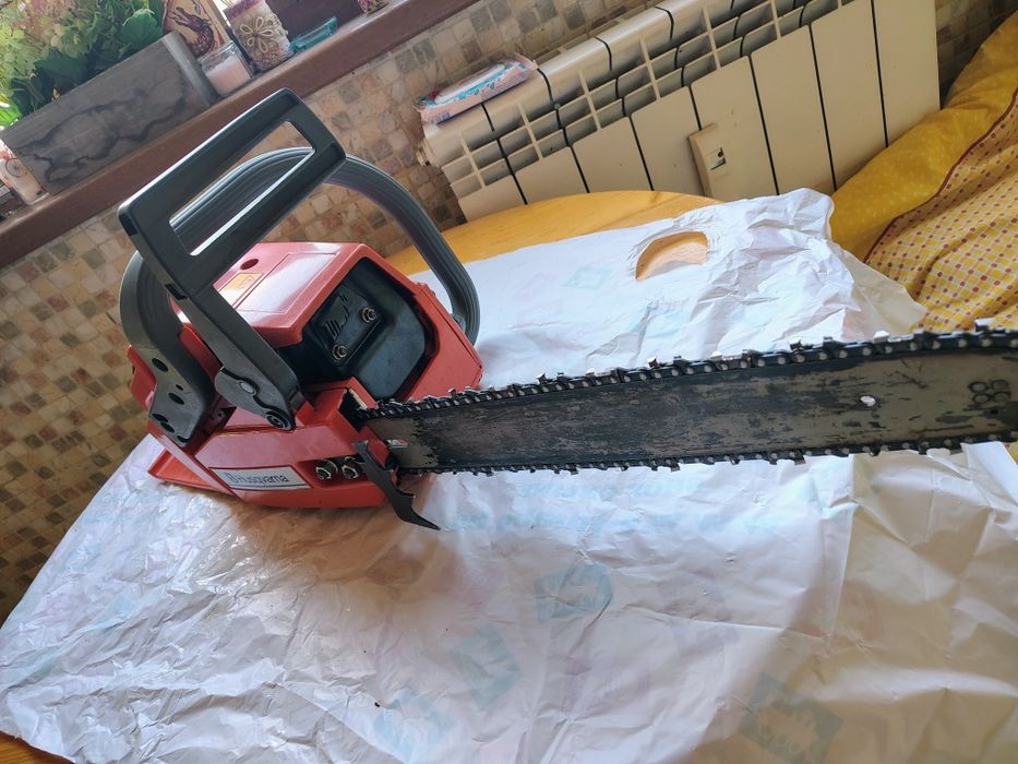 Husqvarna резачка за дърва