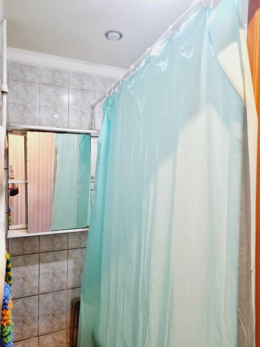 Сдам  2 комн квартиру в центре