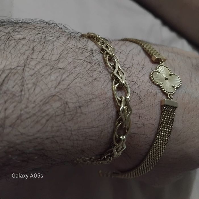 Продам золотые браслеты