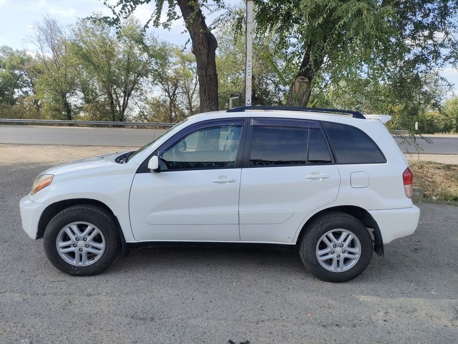 Тойота Рав4 продам