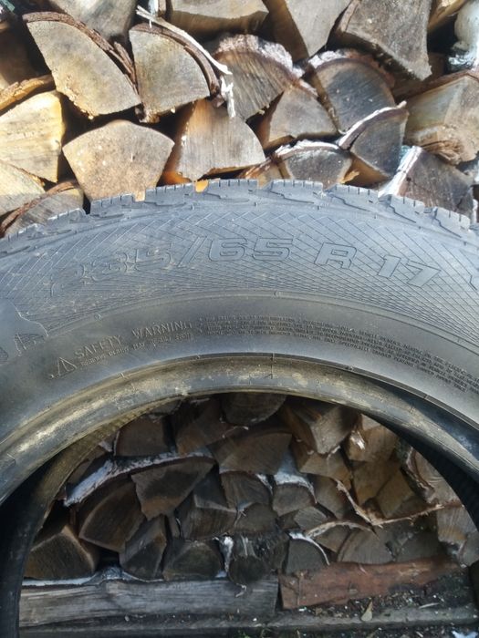 Продам резину  .