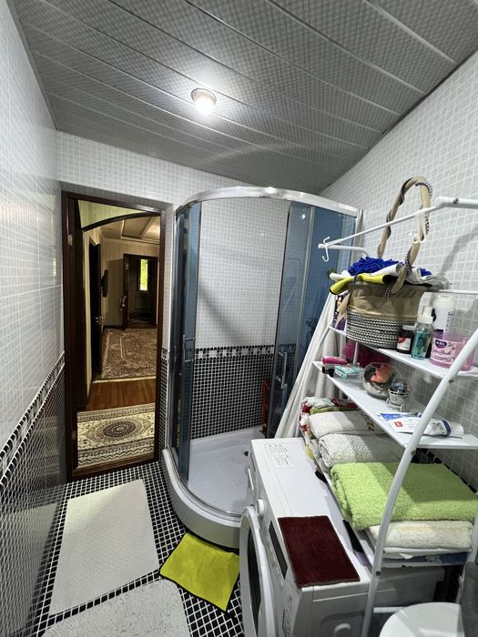 Продам свою 4х комнатную + большой холл квартиру