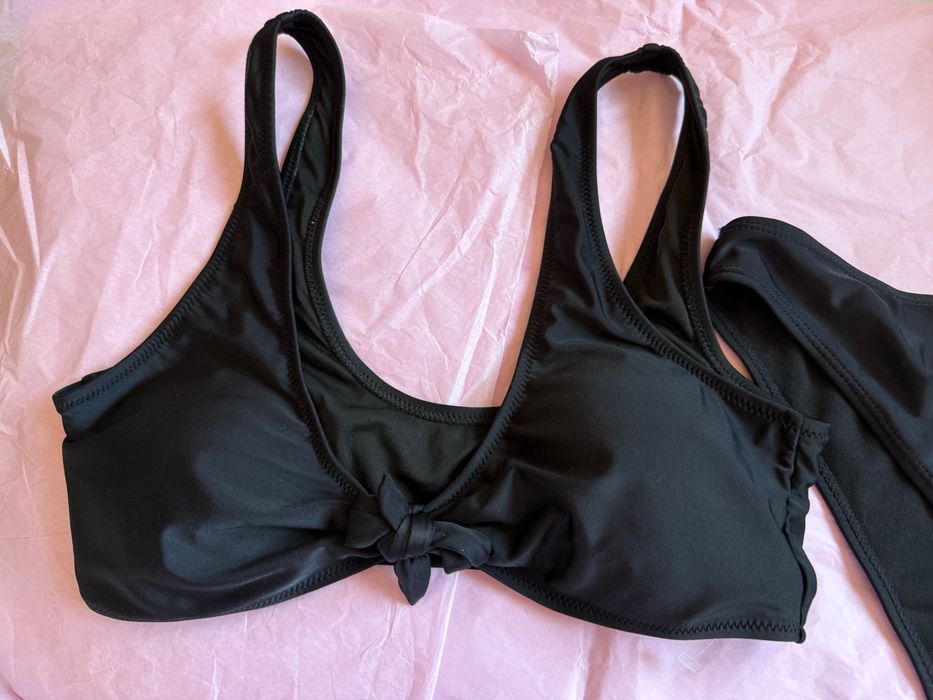 Бански костюми . Женски  нови