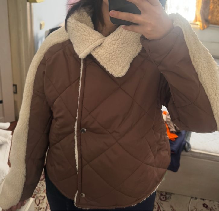 Продаю куртку осеннюю