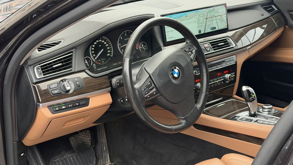BMW 7 Series 2013 — imagine 4