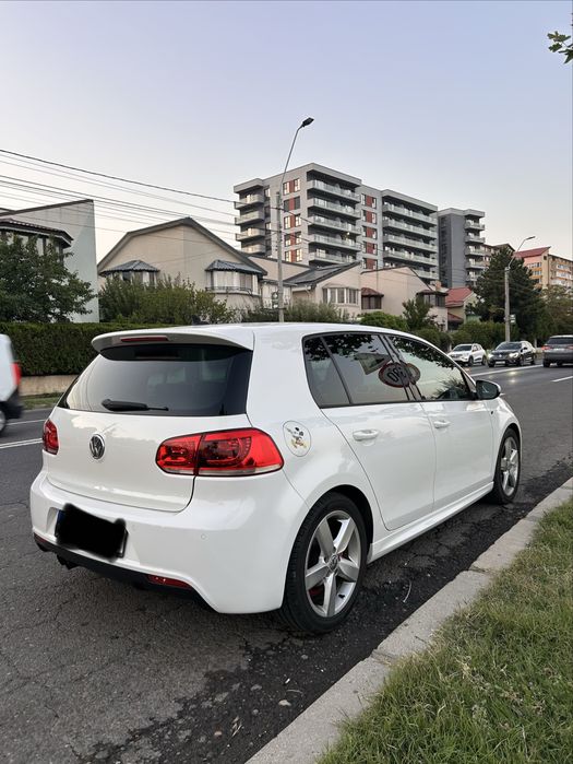 Volkswagen Golf 6 pachet R-line