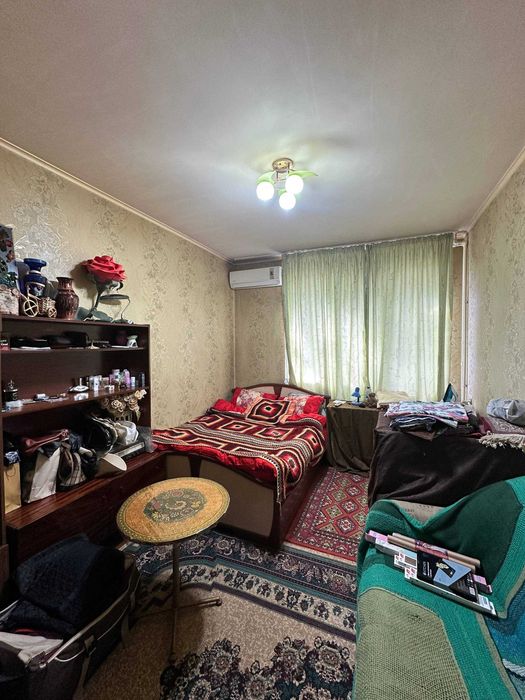 СРОЧНО !! Продается квартира в Яшнабаде 2/1/4 ( 50 кв/м ) Авиасозлар 3