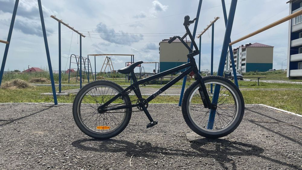 Продам трюковой bmx