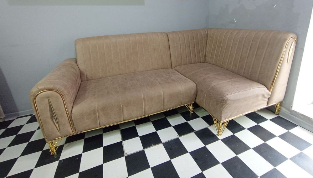 Юмшок мебл холати яхши хеч йерига хеч нима булмаган