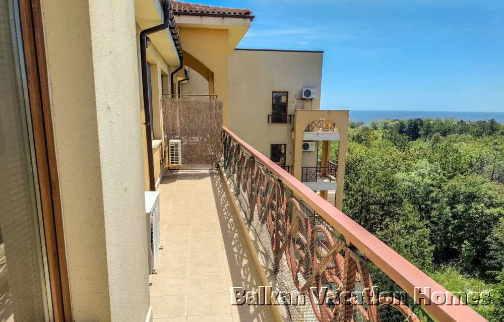 Продава се Тристаен апартамент в Балчик - 102 кв.м за 686 €/кв.м - Снимка #14