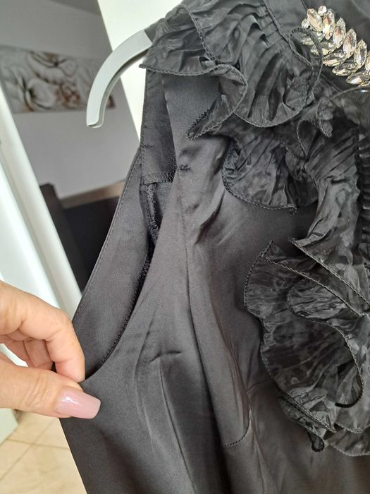 Bluza eleganta neagra