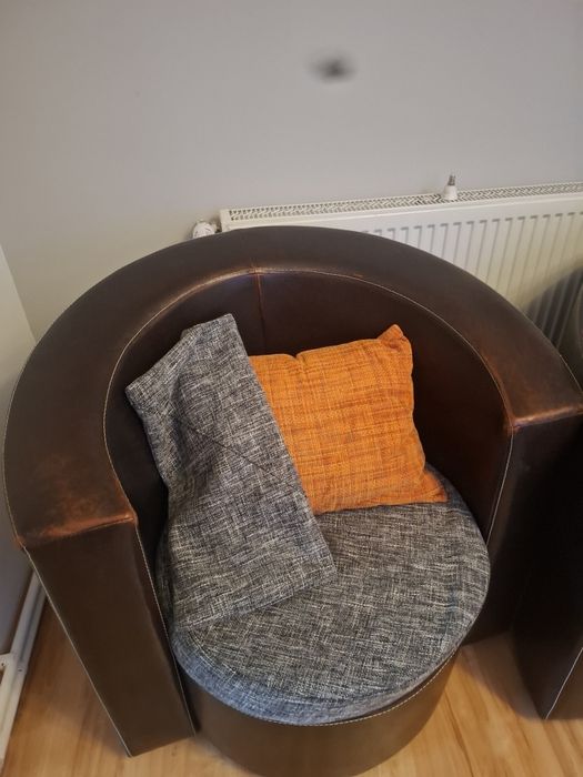 Vand canapea extensibila piele