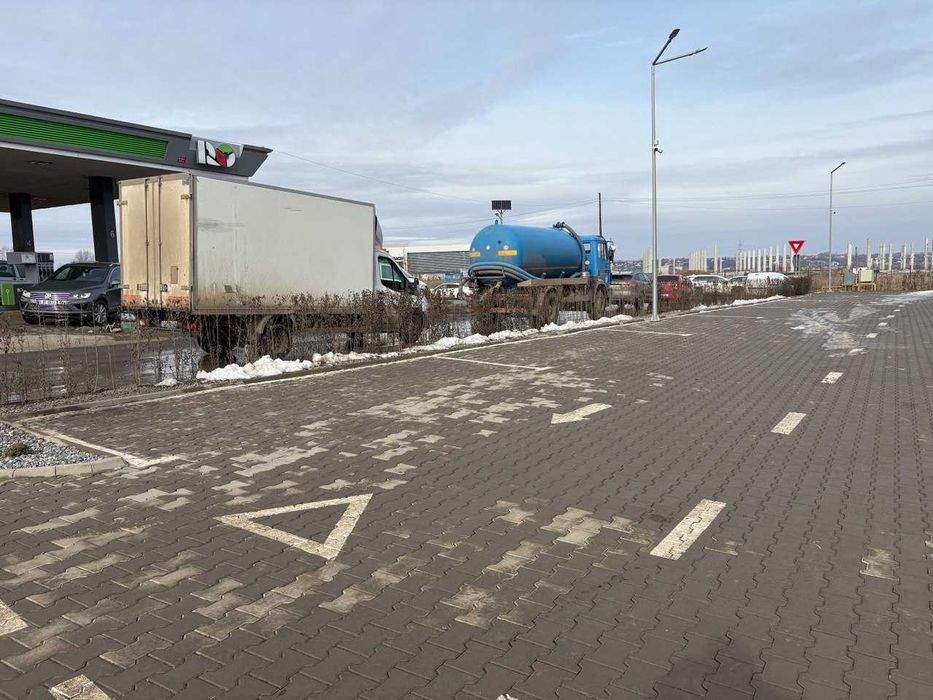 Loc Parcare de Inchiriat Expo-Auto - Calea Chisinaului/Bariera Tomesti