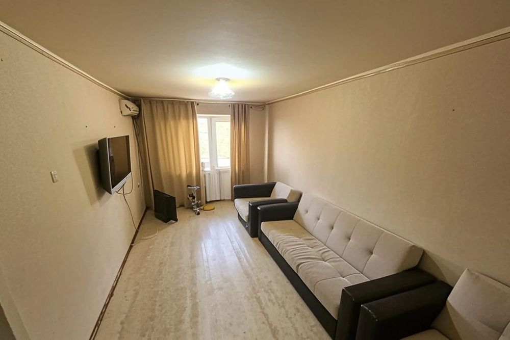 Сдаётся 2-х кв. в Центре города на долгий срок