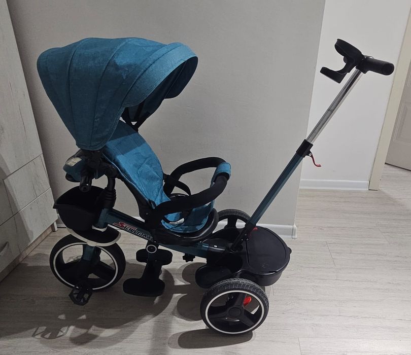 Детский велосипед трехколесный