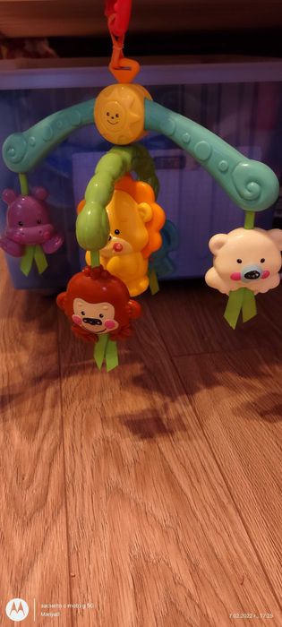 Въртяща се дрънкалка Fisher-Price