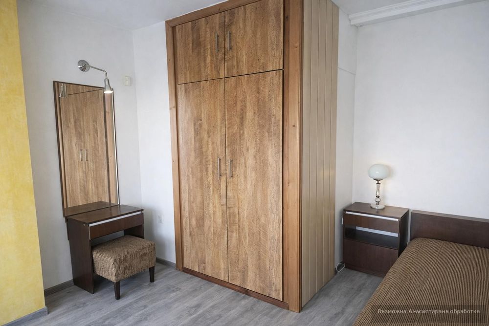 МЕЗОНЕТ под наем в Център